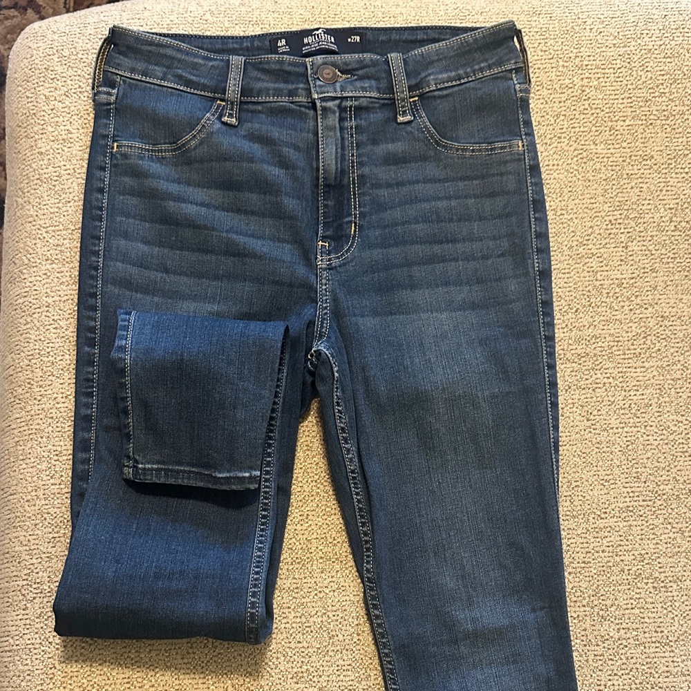 Hollister Women's Dark Blue Skinny Jeans